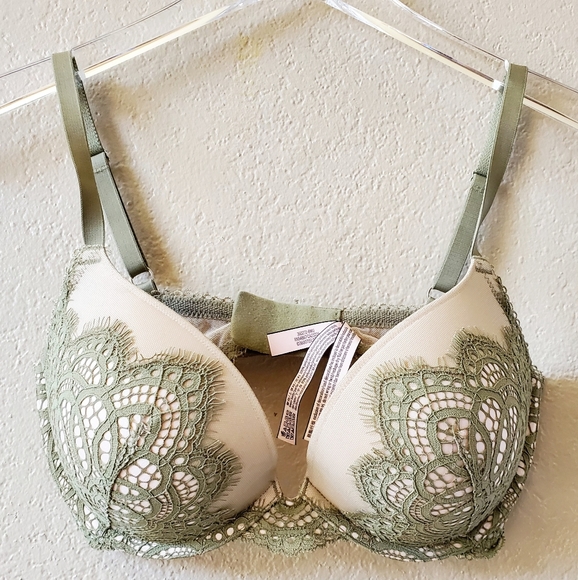 Victoria's Secret Dream Angels Lace Bra Push Up Bra 32DD - Picture 2 of 10